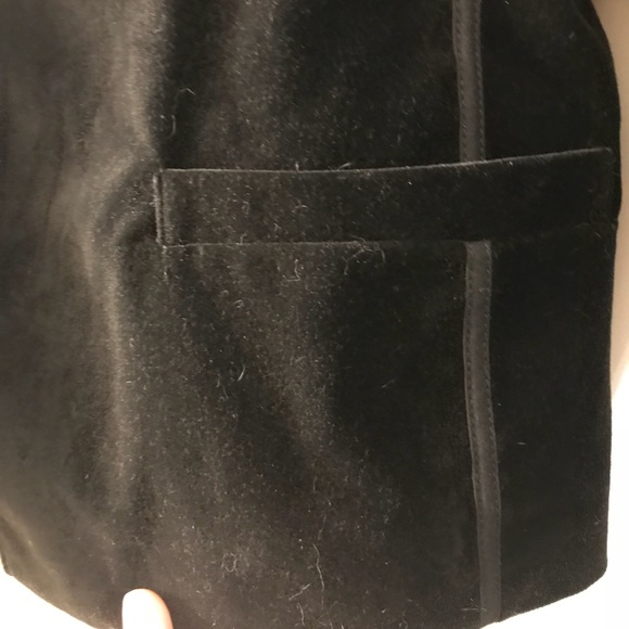 Gap velvet blazer can be worn two ways - Picture 5 of 5